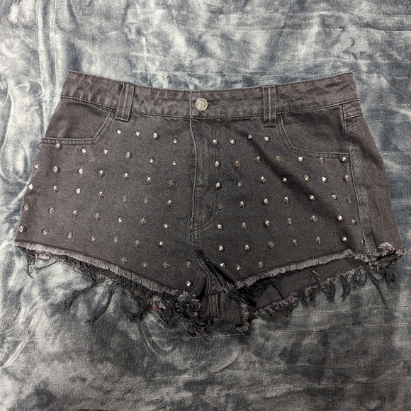 Killstar Spiked Shorts - Picture 1 of 3